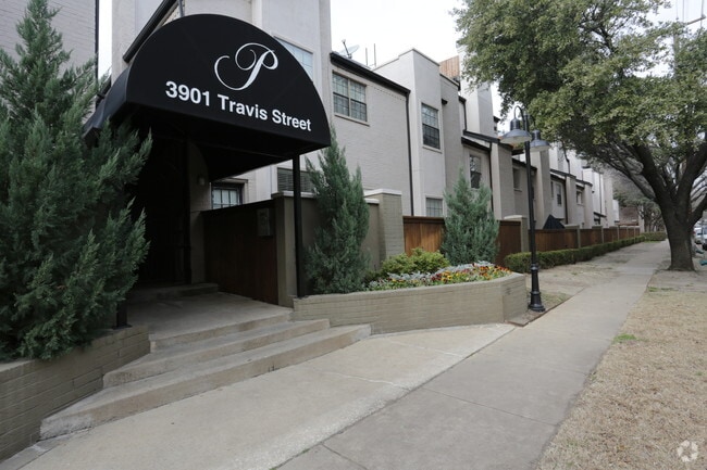 Building Photo - The Parks on Travis