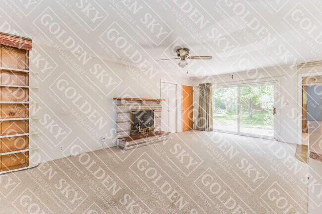 Foto del edificio - 1405 N Briar Rd