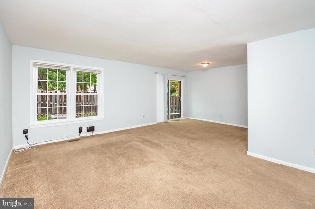 Building Photo - 3210 Gemstone Ct