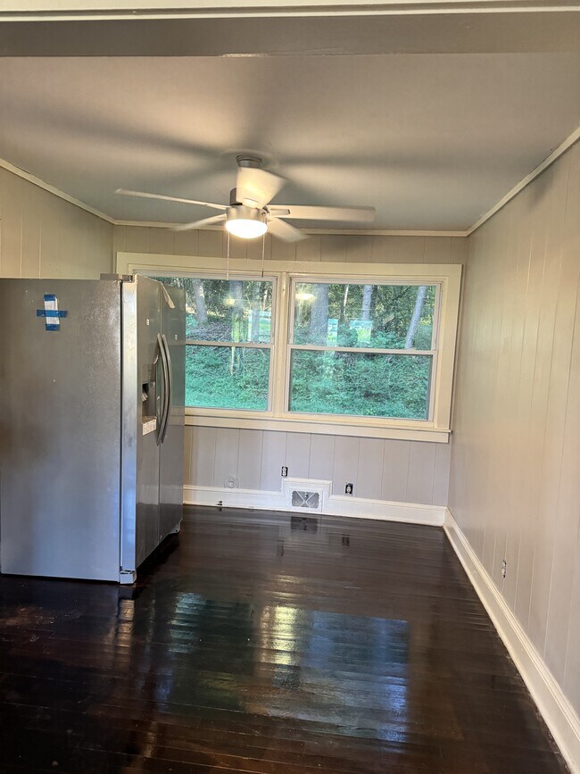 Building Photo - 3507 US-421