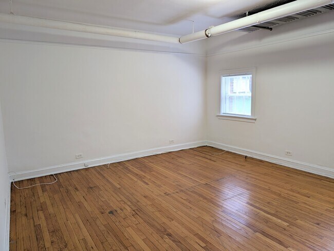 Foto del edificio - 1507 Oak Ave