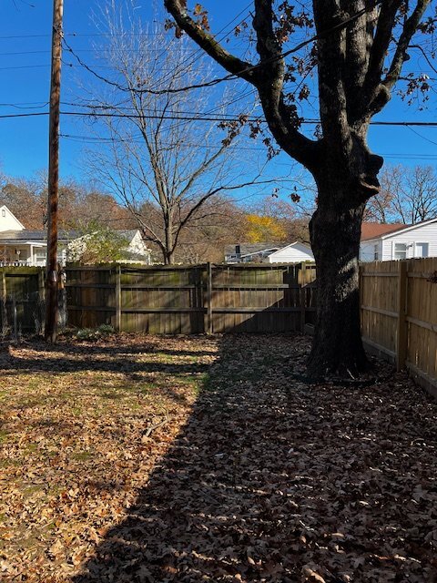 Building Photo - Charming 2 Bed, 1.5 Bath Duplex in Fort Sm...