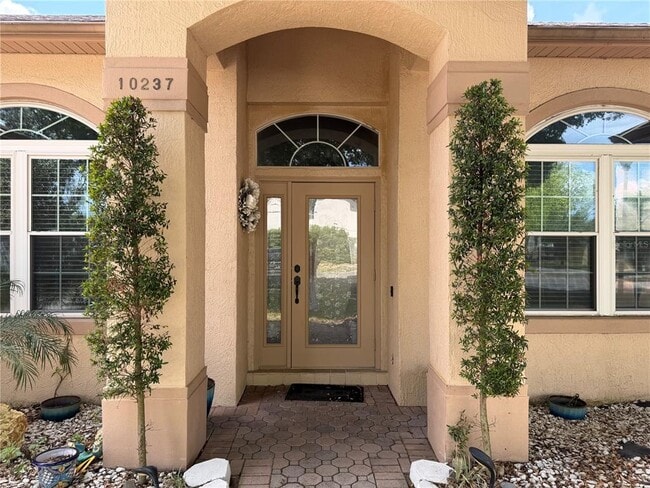 Foto del edificio - 10237 Facet Ct