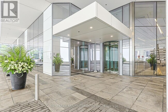 Building Photo - 88 Harbour St