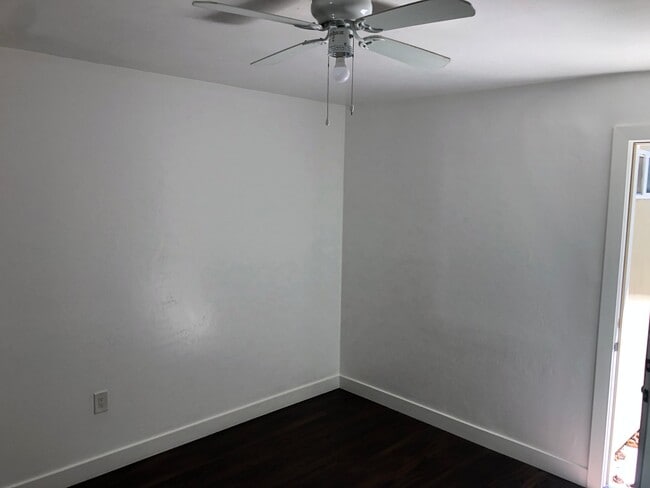 Building Photo - 3561 Luna Ave