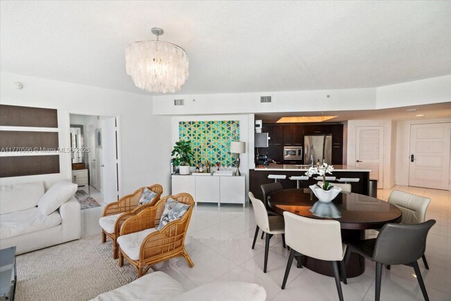 Foto del edificio - 250 Sunny Isles Blvd