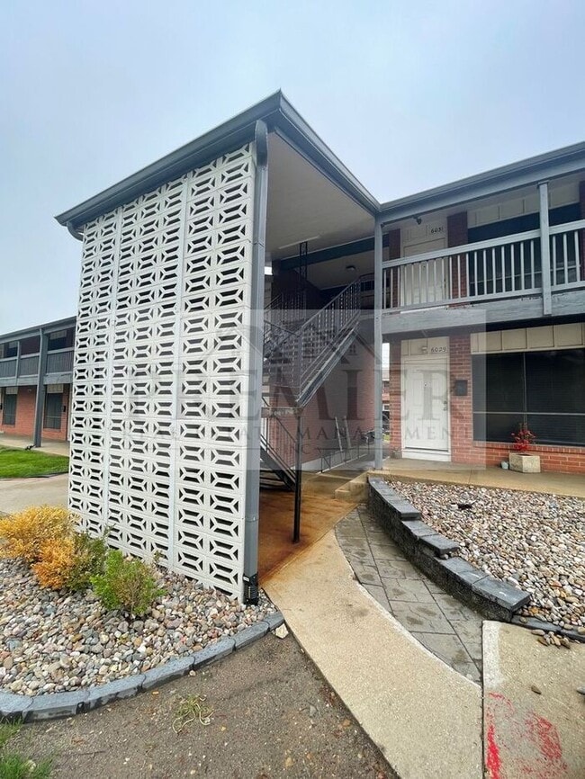 Building Photo - 6045 Barton Ave