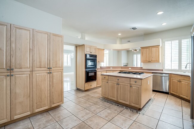 Building Photo - 8721 Carlitas Joy Ct