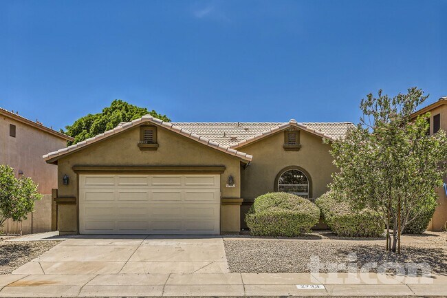 Building Photo - 2733 E Gary Way