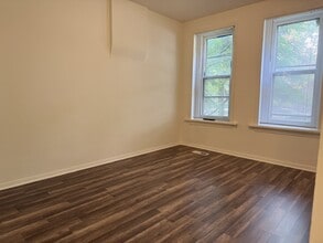 Building Photo - 11335 S Langley Ave