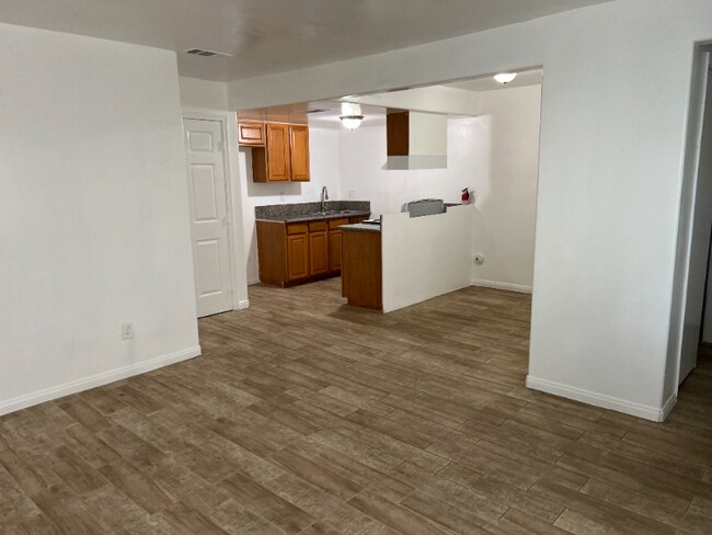 Foto del edificio - 821 Karma Ct