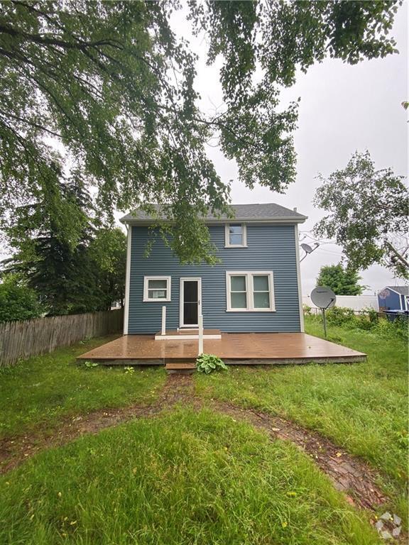 Building Photo - 86 Bluff Ave