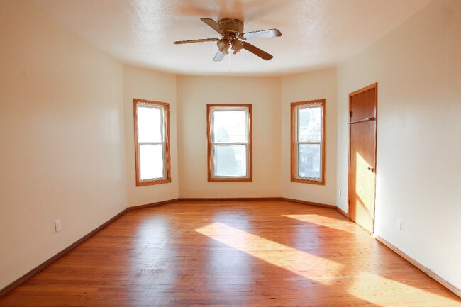 Building Photo - 428 Wilkinson St