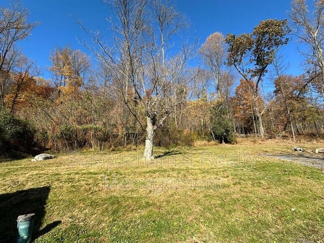 Building Photo - 1250 Whitetail Ln