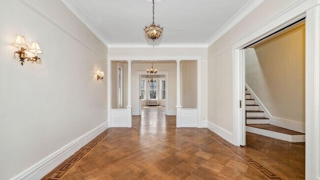 Foto del edificio - 247 Woodlawn Ave