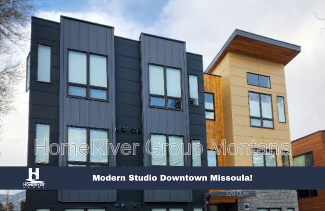 Building Photo - 320 Clay St