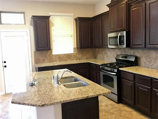 Building Photo - 74 Cheswood Manor Drive