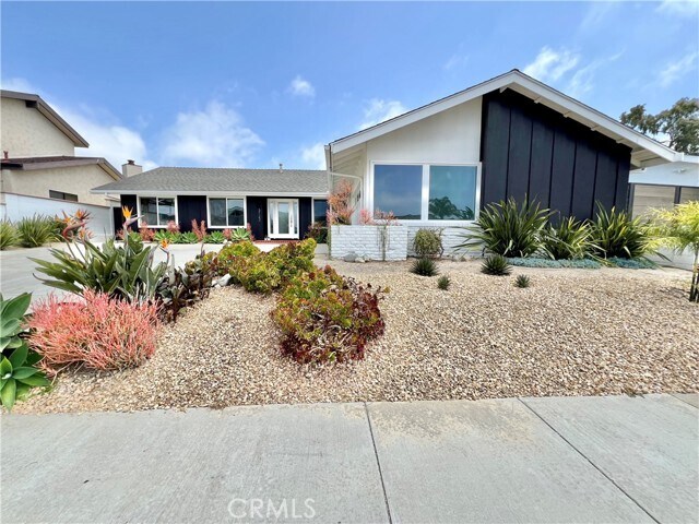 Primary Photo - 3122 Alta Laguna Blvd
