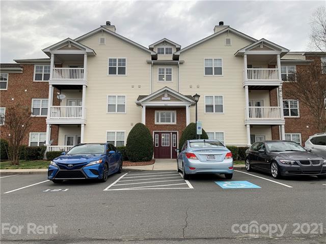 Building Photo - 9839 Hyde Glen Ct