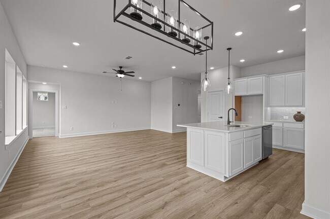 Foto del edificio - 29626 Cedar Elm Wy