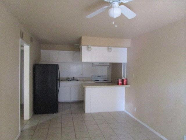 Building Photo - 817 S Elm St