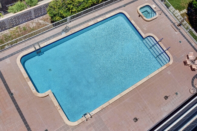 Building Photo - 3210 S Ocean Blvd