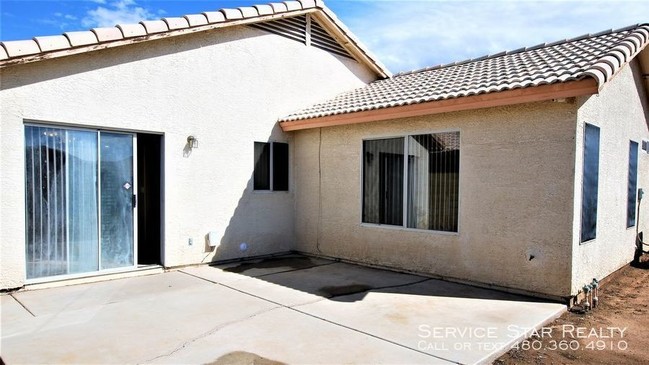Foto del edificio - Awesome 3+2  91st / McDowell