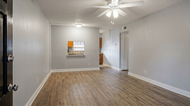 Foto del edificio - South Tampa 2-Bedroom Condo Near Midtown, SoHo & Westshore!