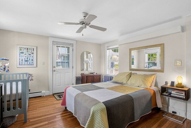 Building Photo - 1 School St