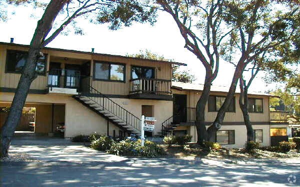 Building Photo - 1663 Crescent Ave