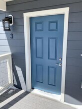 Building Photo - 800 Gibbon St