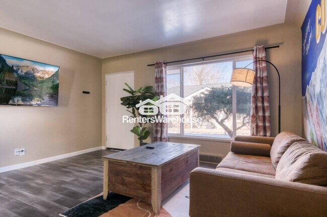 Foto del edificio - 1418 Ironton St
