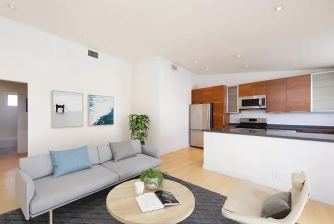 Building Photo - 11634 Gorham Ave