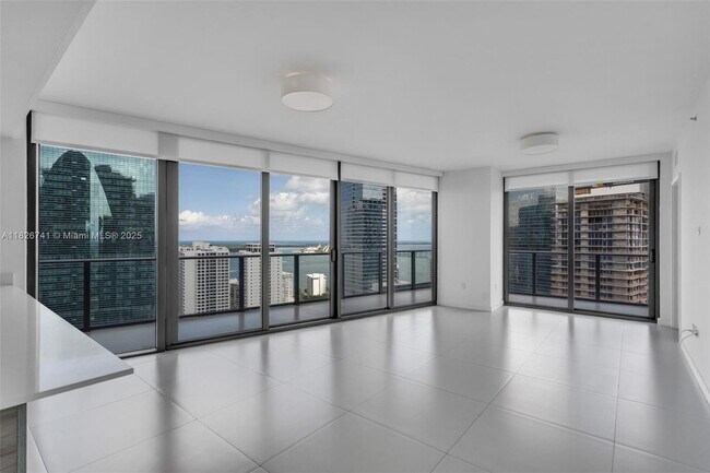 Foto del edificio - 1300 S Miami Ave