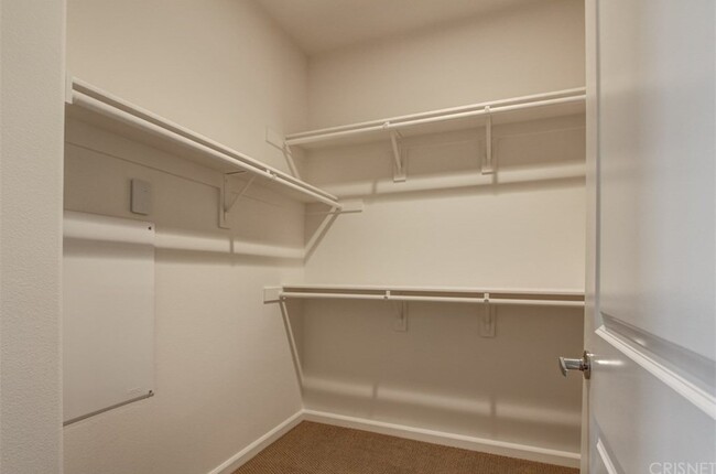 Building Photo - 14920 W Navarre Way