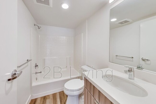 Building Photo - 950 63rd St