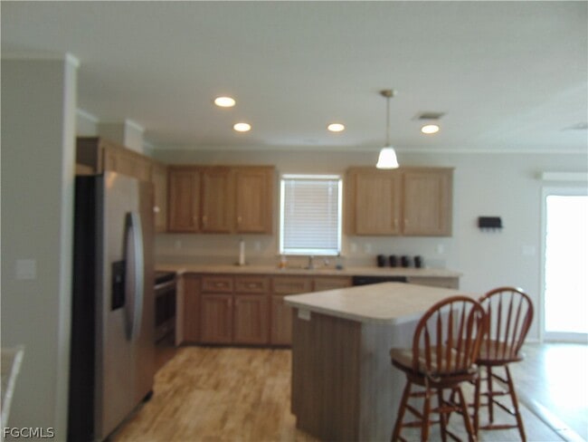 Building Photo - 1445 N Bridge St