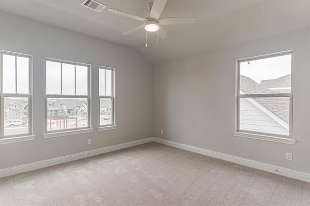 Building Photo - 933 Carnation Dr