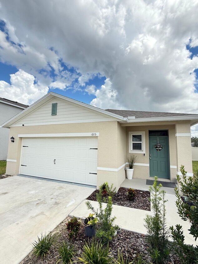 Foto principal - 605 Park Place Blvd