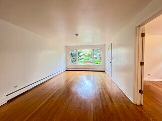 Building Photo - 4848 W Warner Ave