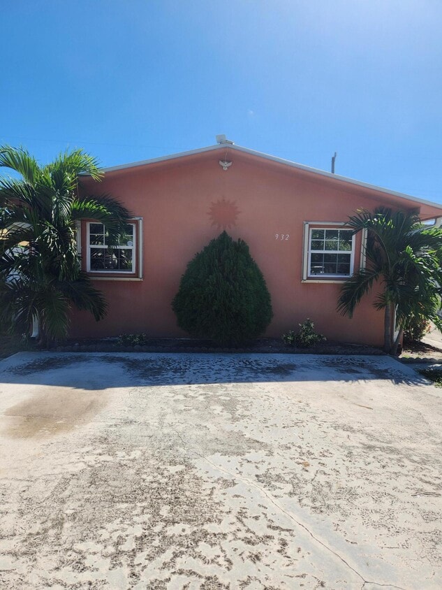 Foto principal - 932 Green St