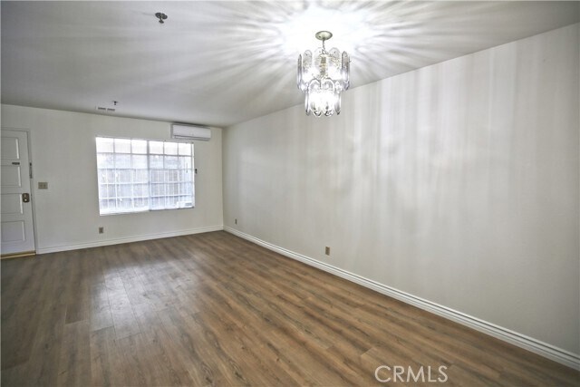 Foto del edificio - 1211 Huntington Dr