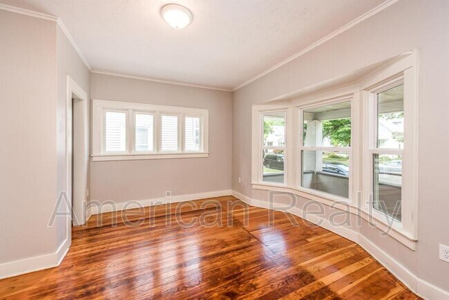 Foto del edificio - 1115 Powers Ave NW