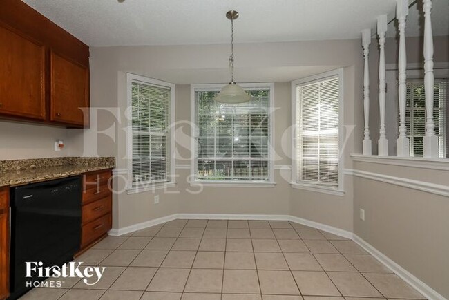Building Photo - 2700 Teak Ct