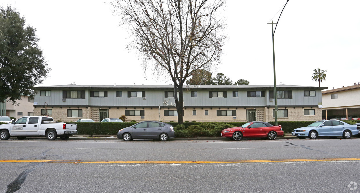 Building Photo - King Apartments