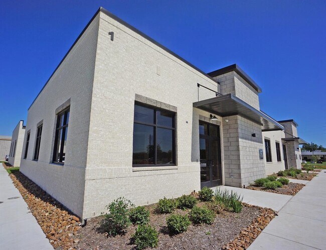 Foto del edificio - 12930 Dairy Ashford Rd