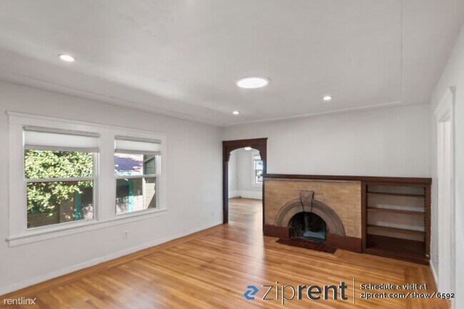 Building Photo - 2 br, 1 bath House - 2498 Cole St, Oakland...