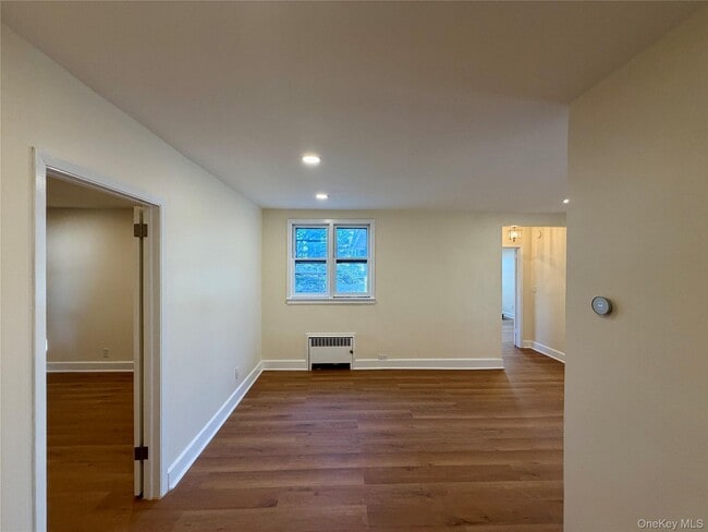 Foto del edificio - 116 Alexander Ave