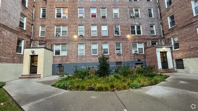 Building Photo - 14309 Barclay Ave