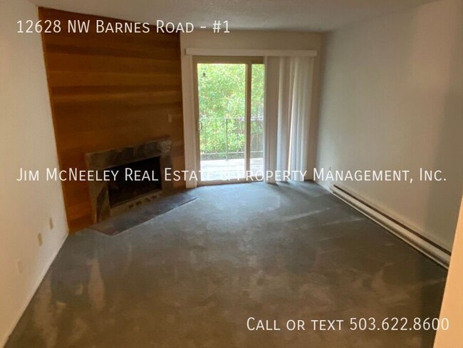 Building Photo - Sorry, no pets! One Bedroom Condo Availabl...